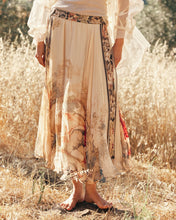 Carica l'immagine nel visualizzatore di Gallery, GONNA AVERLY CON STAMPA BAROCCA IN CHIFFON DI VISCOSA