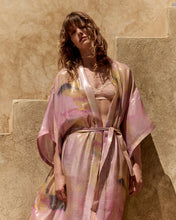 Carica l'immagine nel visualizzatore di Gallery, KIMONO PINA IN SETA LUREX CON STAMPA ACQUERELLO