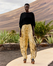 Carica l'immagine nel visualizzatore di Gallery, PANTALONI JULIETTE IN SETA LUREX STAMPATA