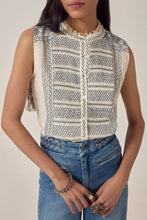 Carica l'immagine nel visualizzatore di Gallery, BLUSA SMANICATA IRINA IN GARZA DI COTONE RICAMATA