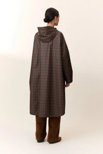 Carica l'immagine nel visualizzatore di Gallery, PONCHO VANNAH CHECK