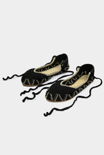 Carica l'immagine nel visualizzatore di Gallery, KASHURA BALLERINE CROCHET
