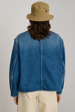 Carica l&#39;immagine nel visualizzatore di Gallery, GIACCA CORTA AGATHA IN DENIM
