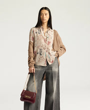 Carica l&#39;immagine nel visualizzatore di Gallery, CAMICIA MEUDON IN CRÊPE DE CHINE STAMPATO
