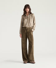 Carica l&#39;immagine nel visualizzatore di Gallery, PANTALONI BLAKE IN VELLUTO A COSTE FLUIDO
