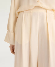 Carica l'immagine nel visualizzatore di Gallery, PANTALONI ASPEN IN CREPE MISTO SETA
