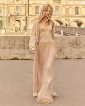 Carica l'immagine nel visualizzatore di Gallery, ABITO DOMENICA IN CHIFFON E INSERTI IN PIZZO
