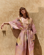 Carica l'immagine nel visualizzatore di Gallery, KIMONO PINA IN SETA LUREX CON STAMPA ACQUERELLO
