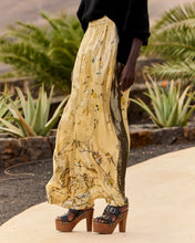 Carica l'immagine nel visualizzatore di Gallery, PANTALONI JULIETTE IN SETA LUREX STAMPATA
