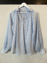 Carica l&#39;immagine nel visualizzatore di Gallery, CAMICIA BOHEMIEN IN VOILE DI COTONE STAMPATO
