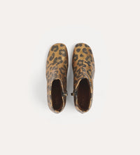 Carica l'immagine nel visualizzatore di Gallery, STIVALETTO LAMINATO “my alma”
