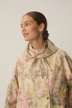 Carica l'immagine nel visualizzatore di Gallery, PARKA IMPERMEABILE YLANG BOUQUET

