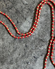 Carica l'immagine nel visualizzatore di Gallery, COLLANA PERLINE DI OTTONE E VETRO

