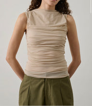 Carica l'immagine nel visualizzatore di Gallery, T-SHIRT IRINA SENZA MANICHE IN COTONE DRAPPEGGIATO
