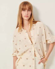 Carica l&#39;immagine nel visualizzatore di Gallery, CAMICIA BOTENZO IN COTONE GARZATO CON MOTIVO FLOREALE
