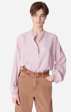 Carica l&#39;immagine nel visualizzatore di Gallery, CAMICIA COCO CON INTARSI IN PIZZO

