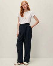 Carica l&#39;immagine nel visualizzatore di Gallery, PANTALONE EMILE CON PiNCES
