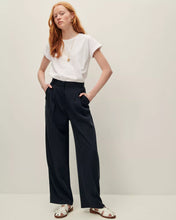 Carica l&#39;immagine nel visualizzatore di Gallery, PANTALONE EMILE CON PiNCES
