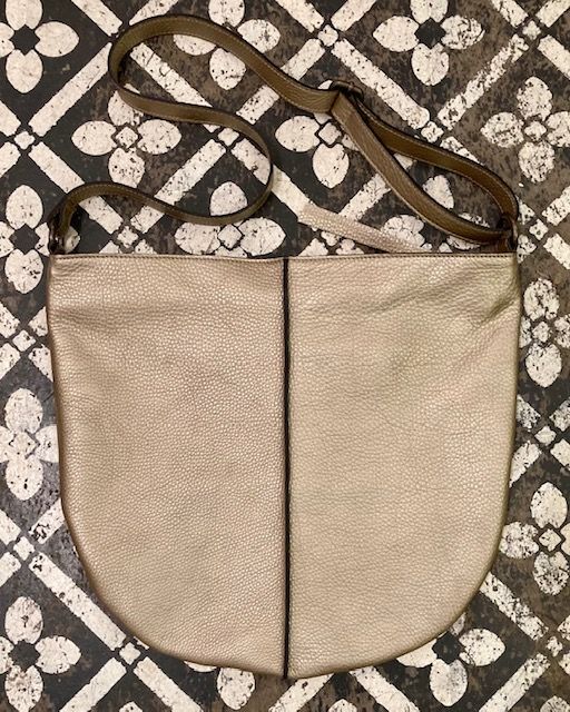 BORSA  A TRACOLLA URBINO