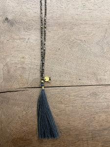 COLLANA MALA IN VETRO E SETA