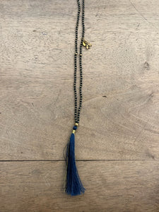 COLLANA MALA IN VETRO E SETA