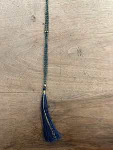 COLLANA MALA IN VETRO E SETA