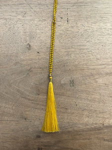 COLLANA MALA IN VETRO E SETA