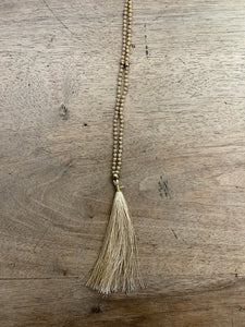 COLLANA MALA IN VETRO E SETA