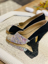 Carica l&#39;immagine nel visualizzatore di Gallery, ANNIEL CROSSY PUMP IN SUEDE E GLITTER NEW COLOR!
