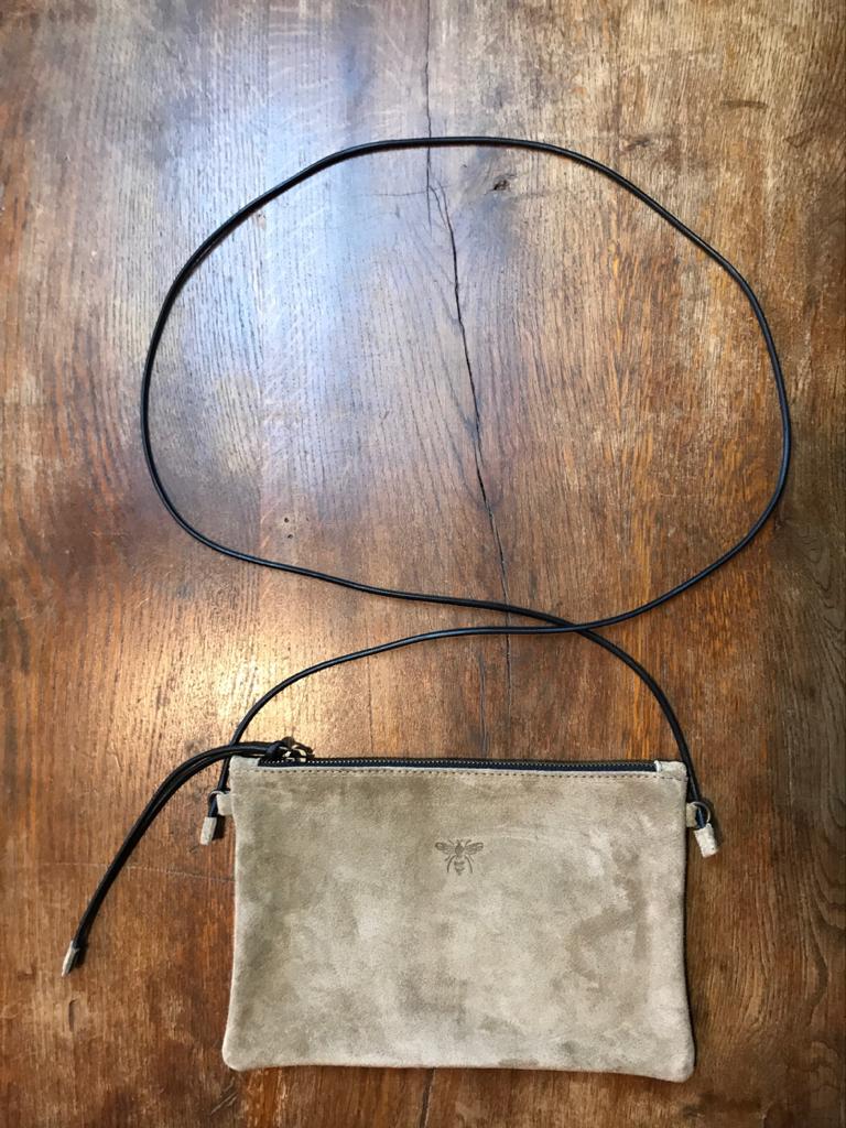 POCHETTE AMALFI MEDIA